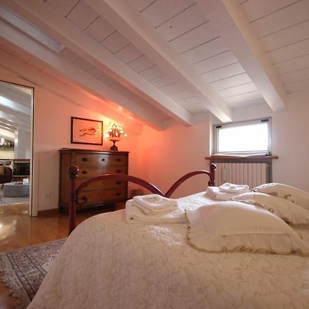 Case Vr Holiday Attico San Domenico Verona Exterior photo